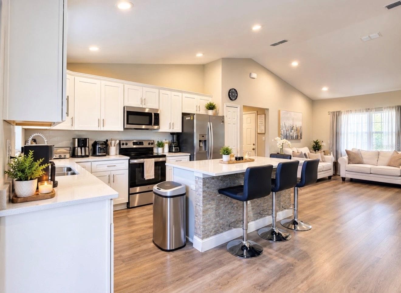 Single Family Residence at 13308 SW 43RD AVENUE RD, OCALA, photo 6 of 22