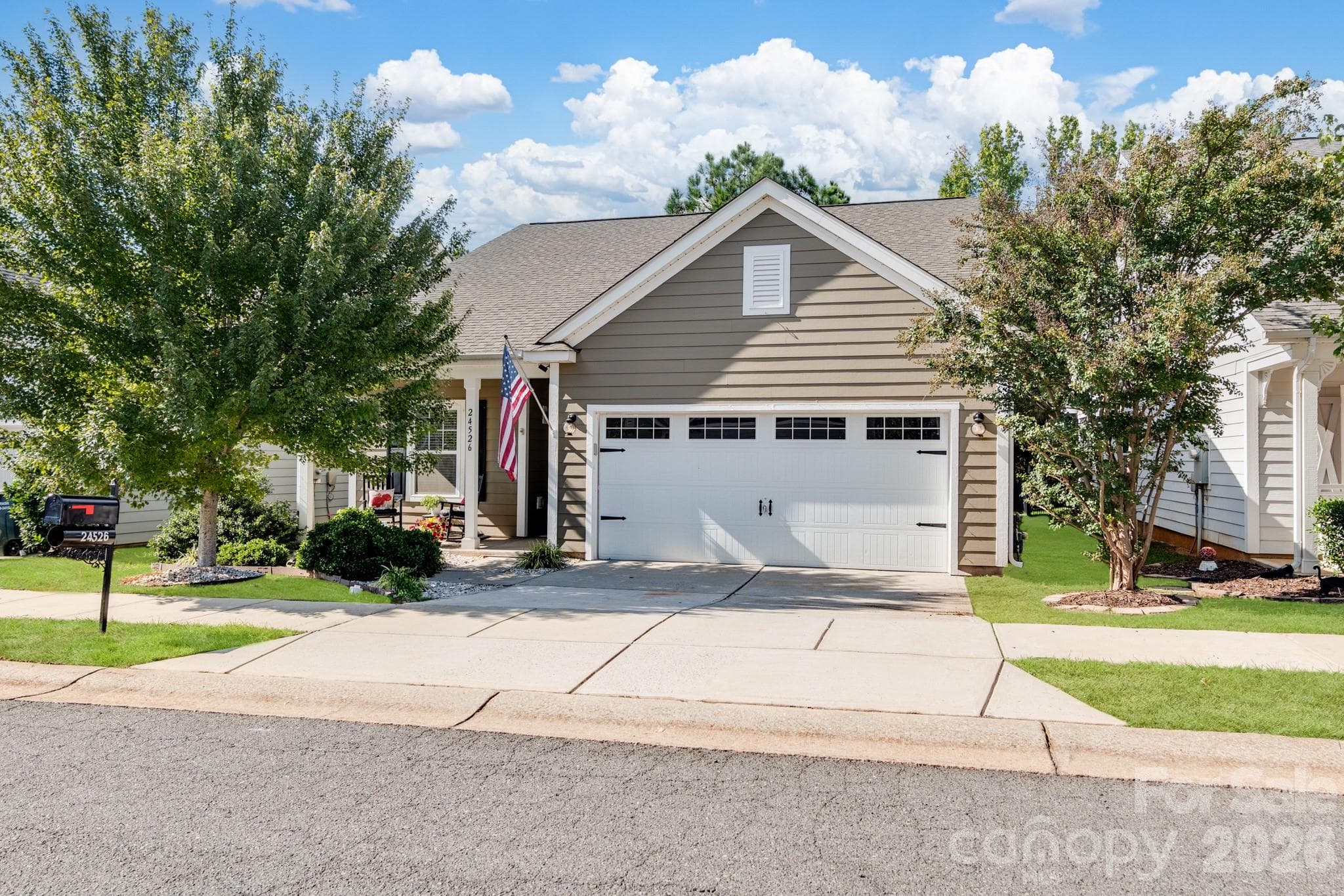 24526 Blue Heron Circle