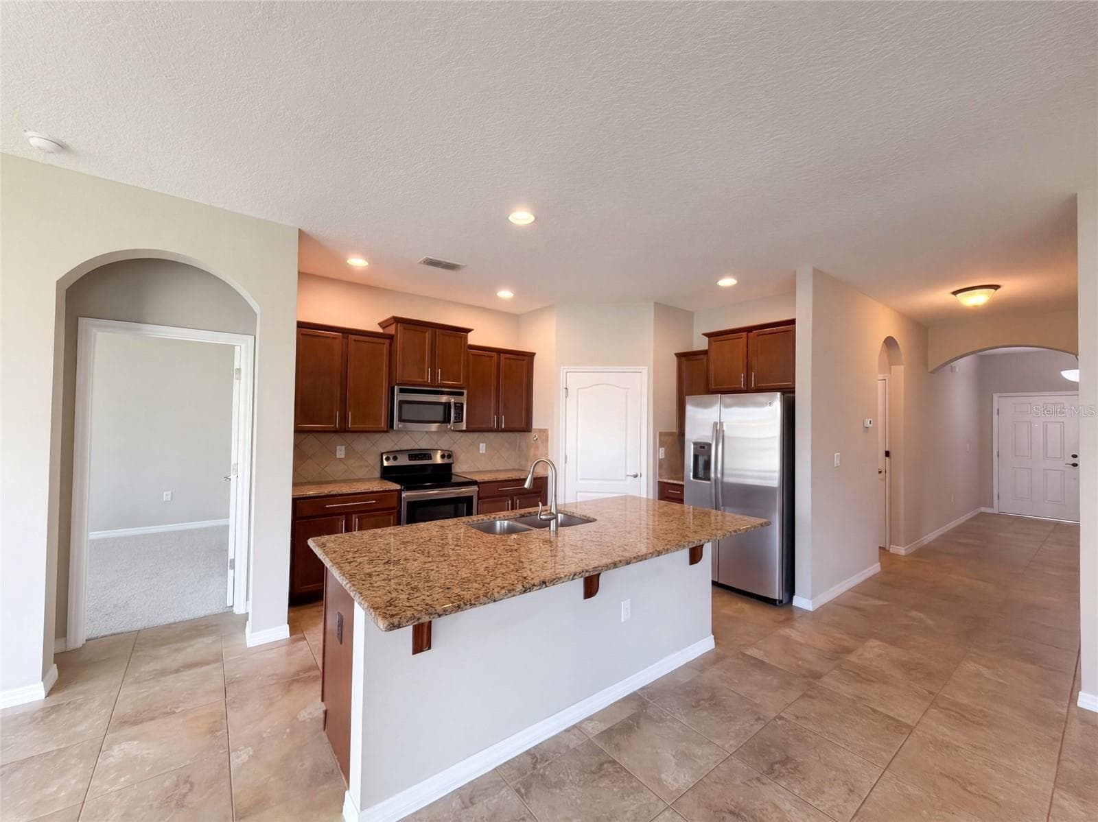 Single Family Residence at 1958 COMMANDER WAY, KISSIMMEE, photo 2 of 28