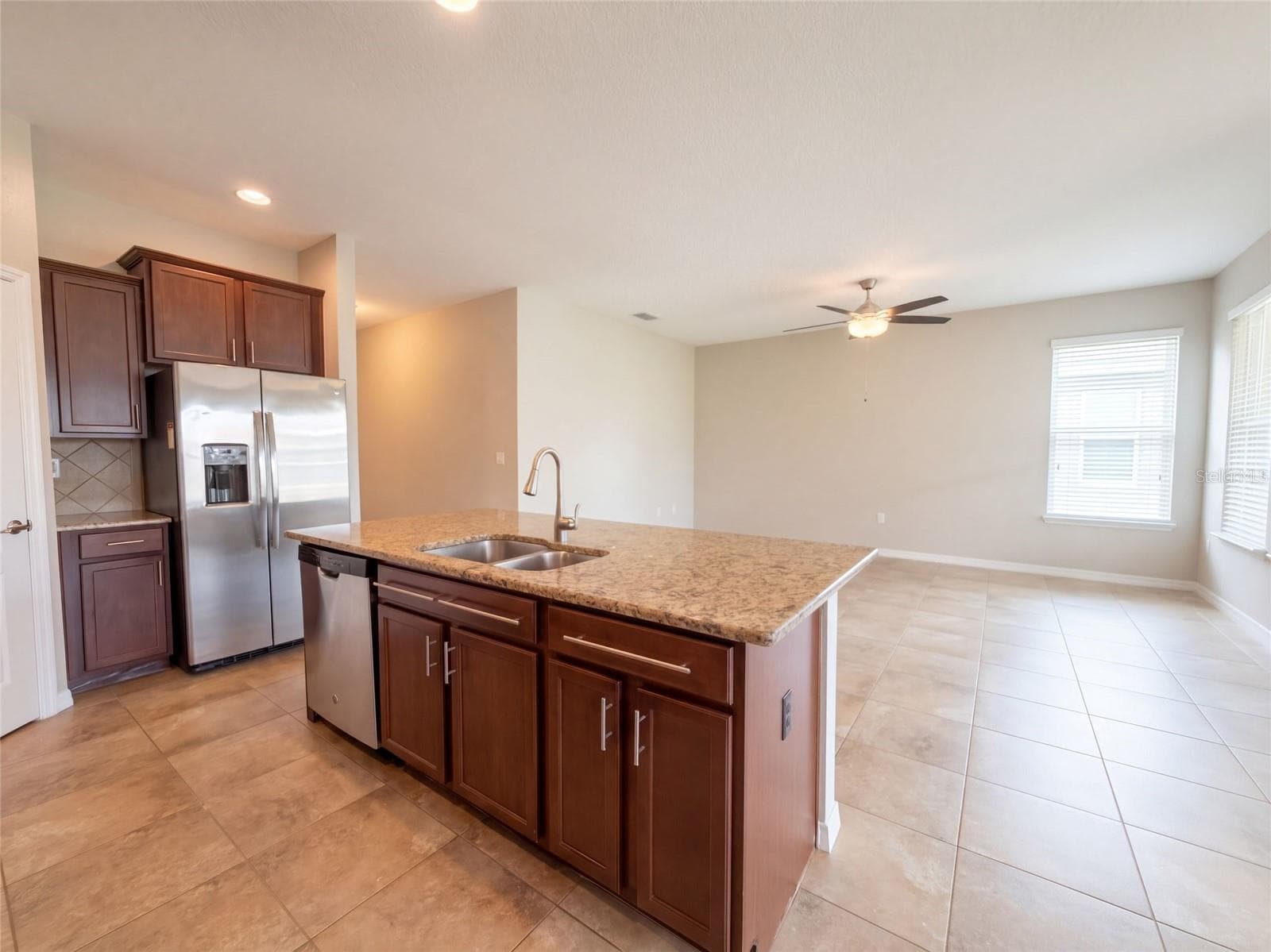 Single Family Residence at 1958 COMMANDER WAY, KISSIMMEE, photo 8 of 28
