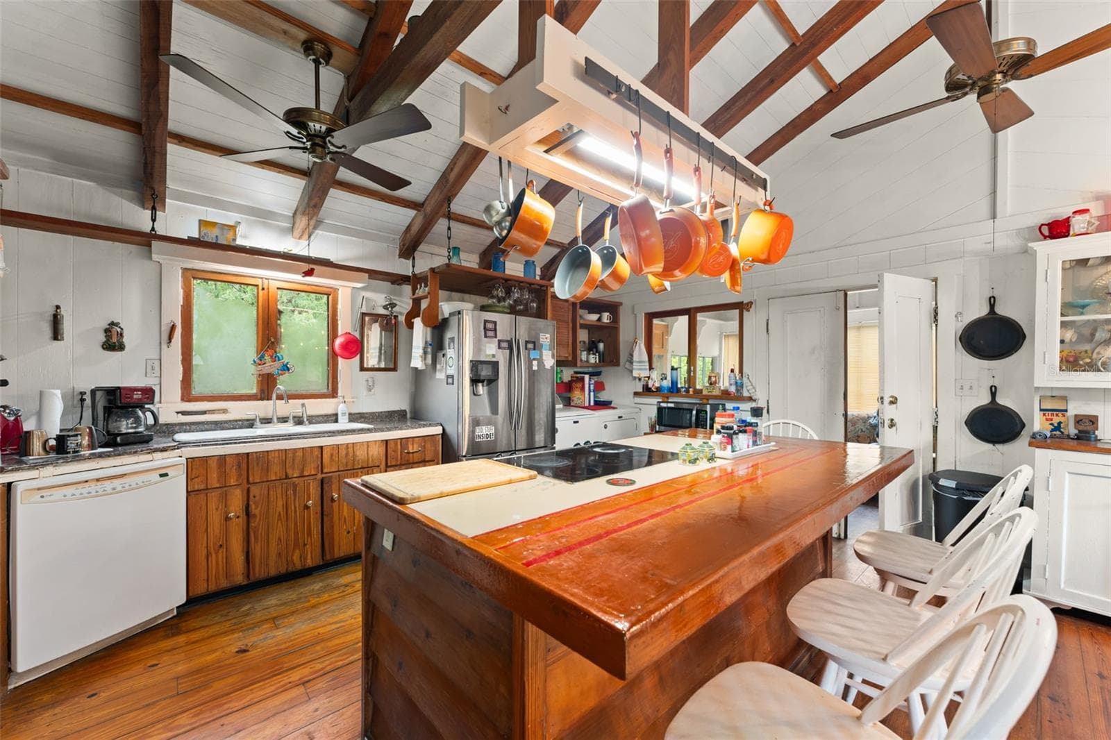 Single Family Residence at 3946 LAKESHORE DR, NEW SMYRNA BEACH, photo 14 of 54