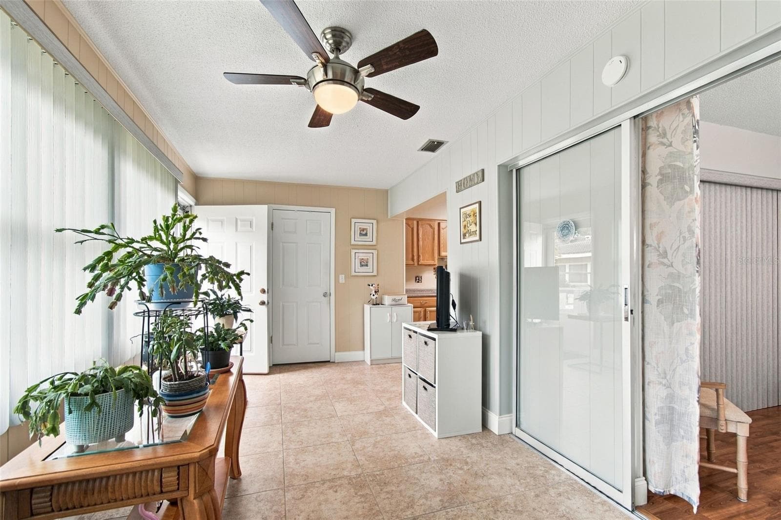 Florida Room - 11200 102ND AVE #116, SEMINOLE