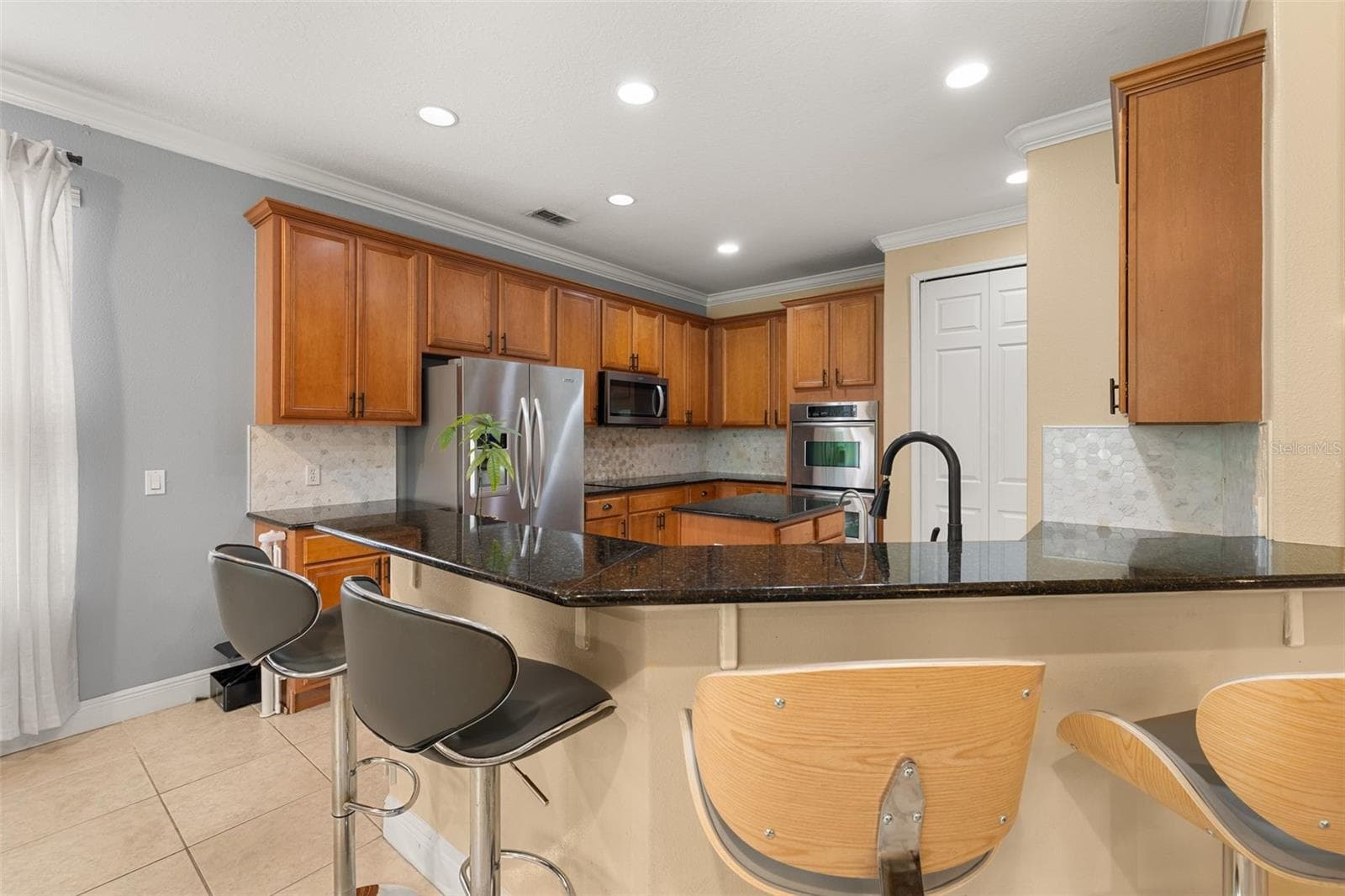 Single Family Residence at 3713 EAGLE ISLE CIR, KISSIMMEE, photo 18 of 92