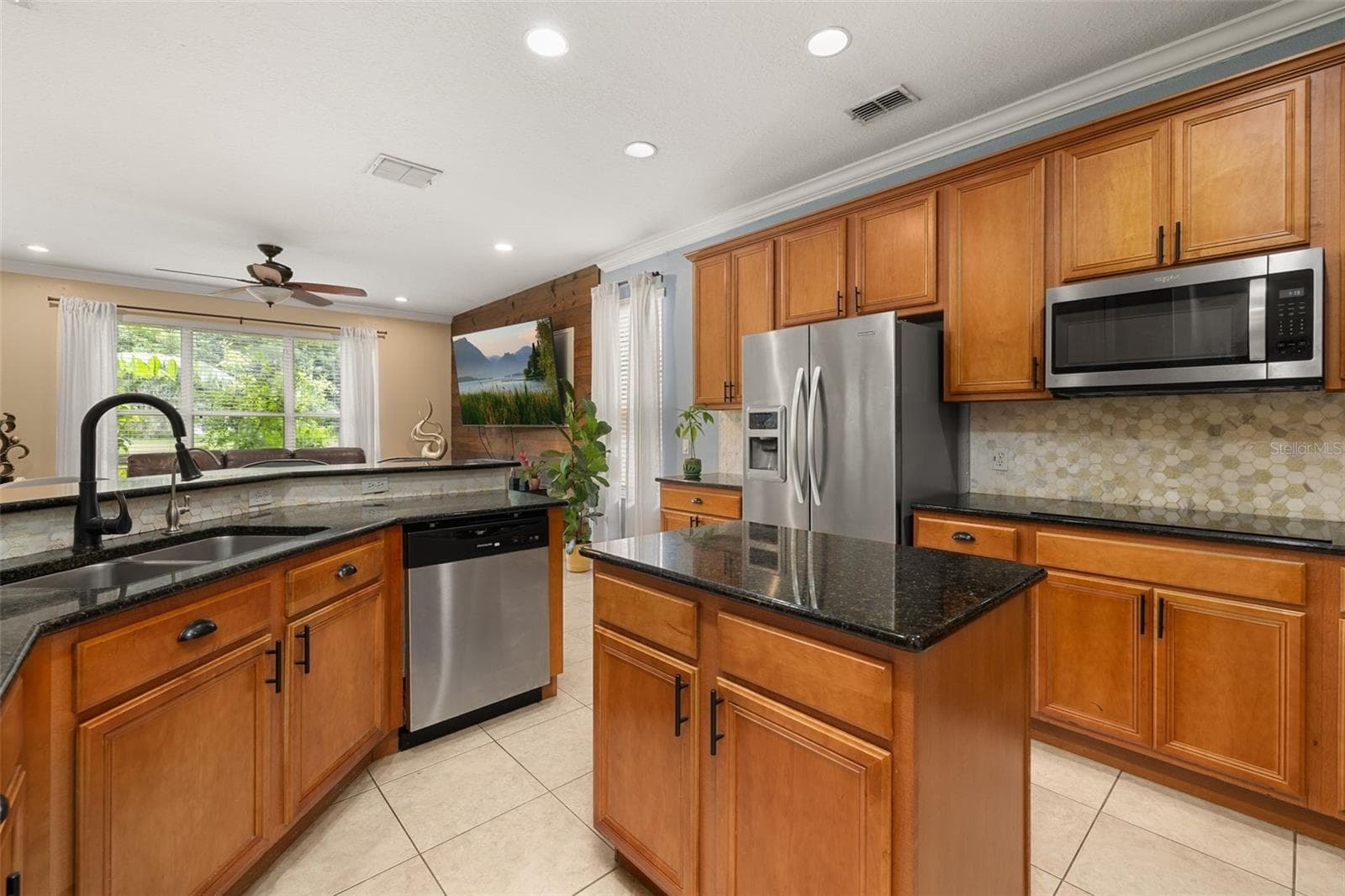 Single Family Residence at 3713 EAGLE ISLE CIR, KISSIMMEE, photo 20 of 92