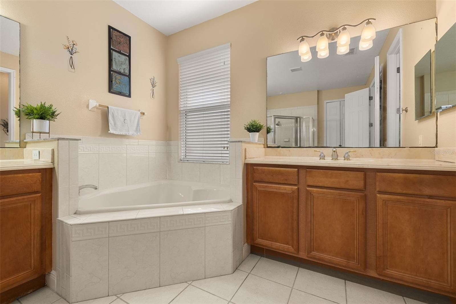 Single Family Residence at 3713 EAGLE ISLE CIR, KISSIMMEE, photo 30 of 92