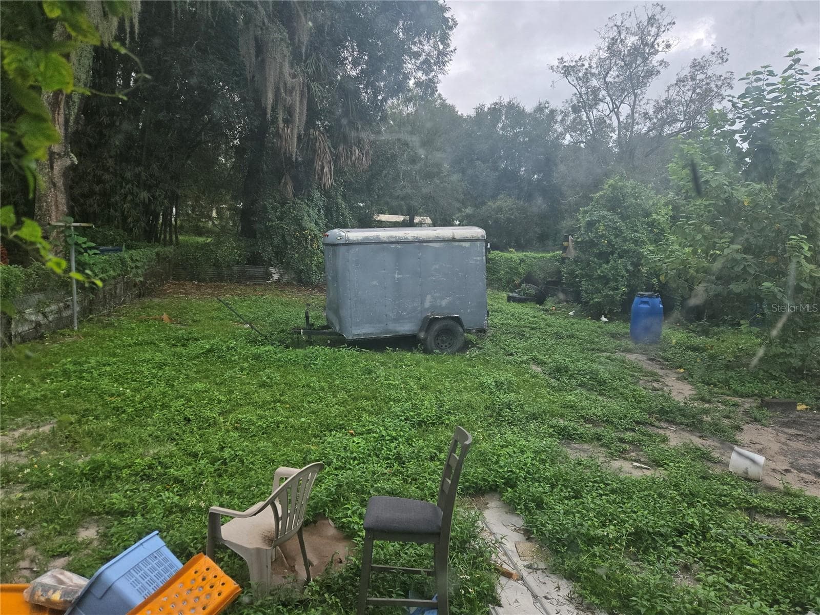 Single Family Residence at 4405 E HENRY AVE, TAMPA, photo 2 of 2