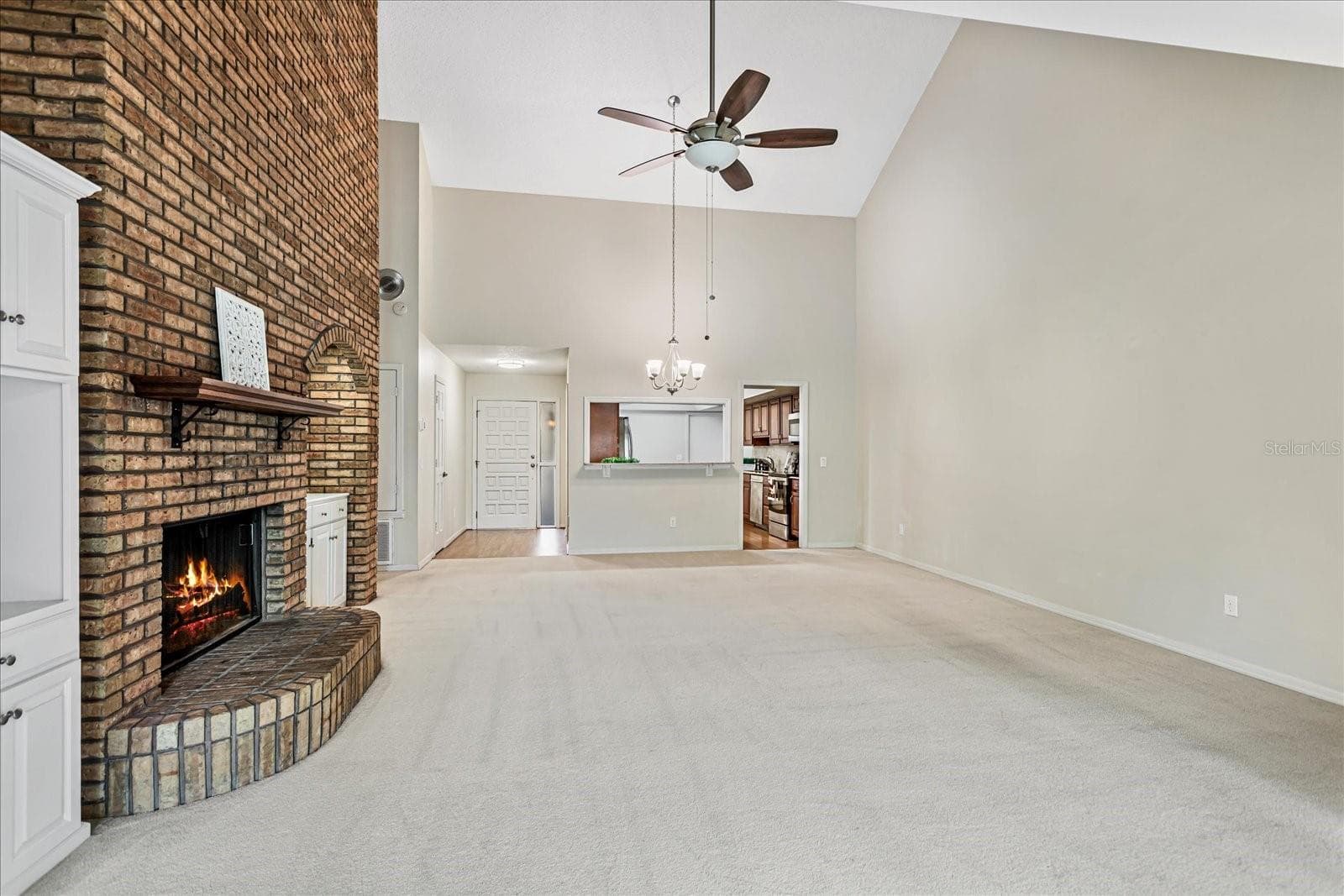 Spectacular! - 179 GOLF CLUB DR, LONGWOOD
