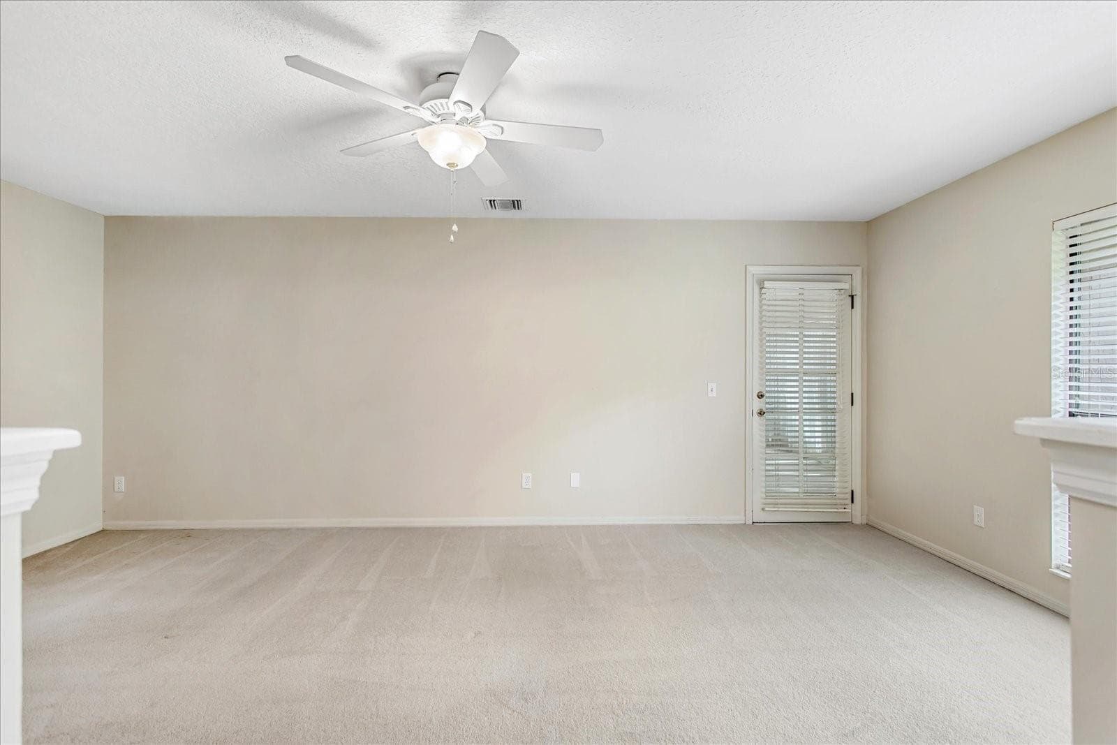 WOW! - 179 GOLF CLUB DR, LONGWOOD