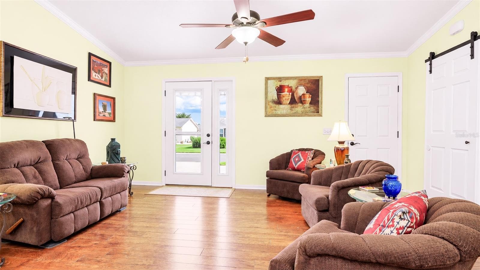 Single Family Residence at 1230 CARVELLO DR, THE VILLAGES, photo 6 of 34