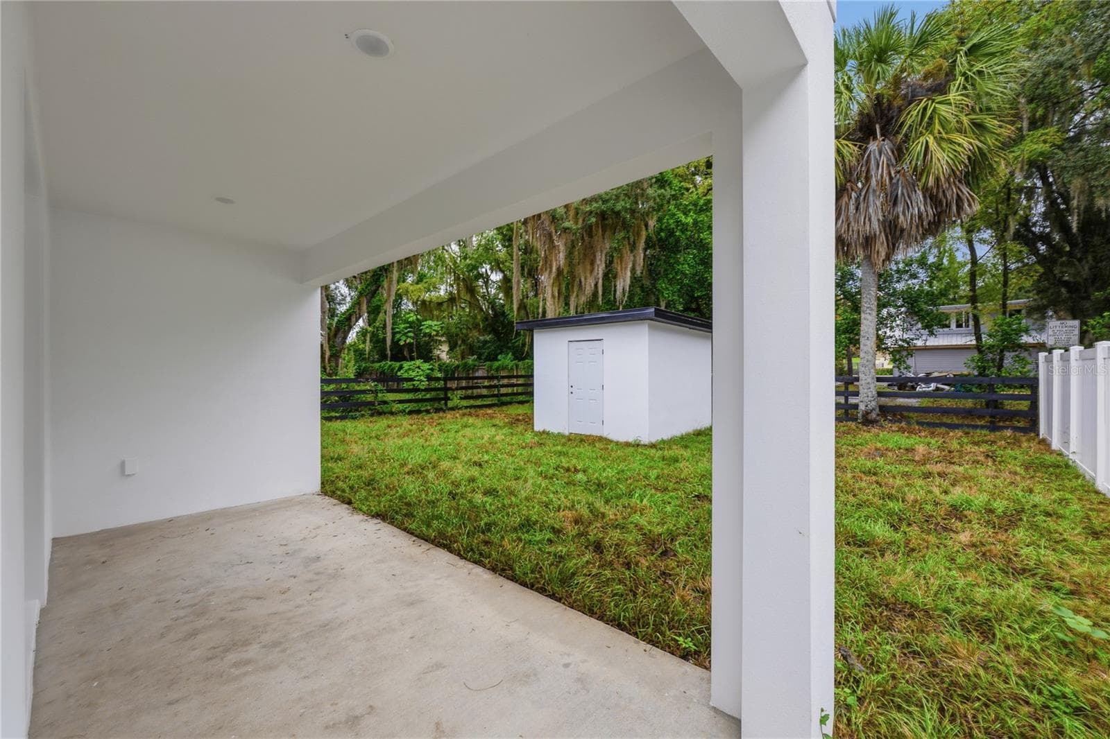 Single Family Residence at 225 E HYDE PARK AVE, EUSTIS, photo 29 of 35