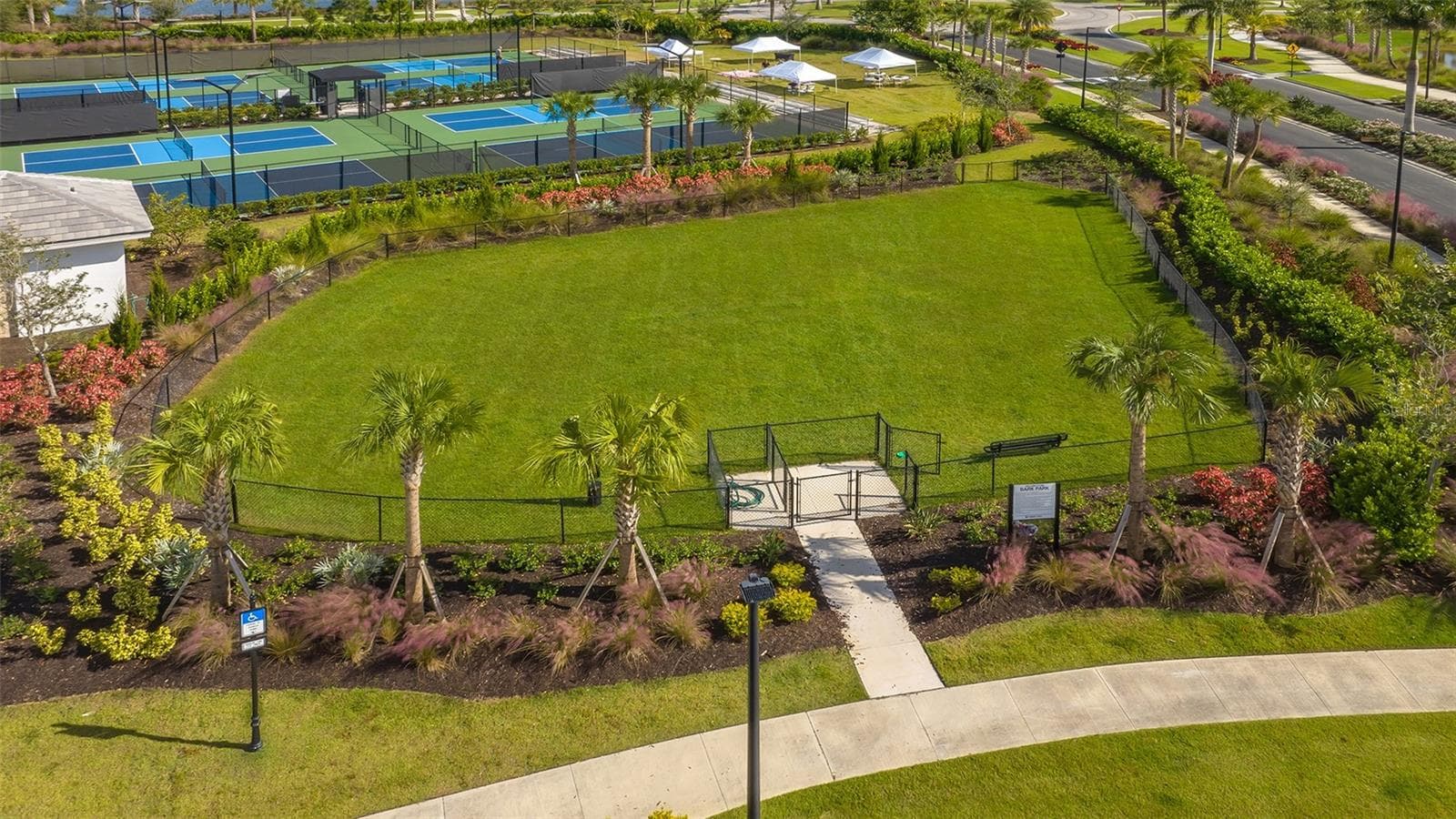Single Family Residence at 3007 TRAMONTO CT, BRADENTON, photo 40 of 90