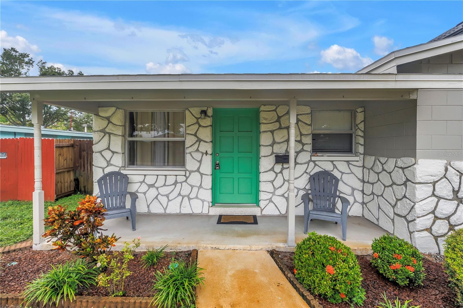Single Family Residence at 2511 QUINCY ST S, ST PETERSBURG, photo 2 of 34