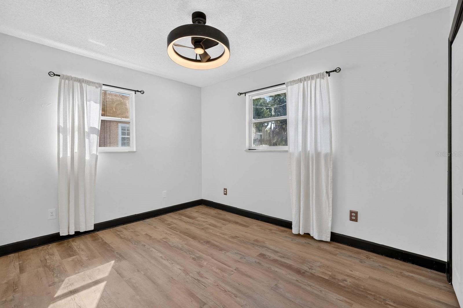 Single Family Residence at 119 BIGELOW DR, EDGEWATER, photo 15 of 28