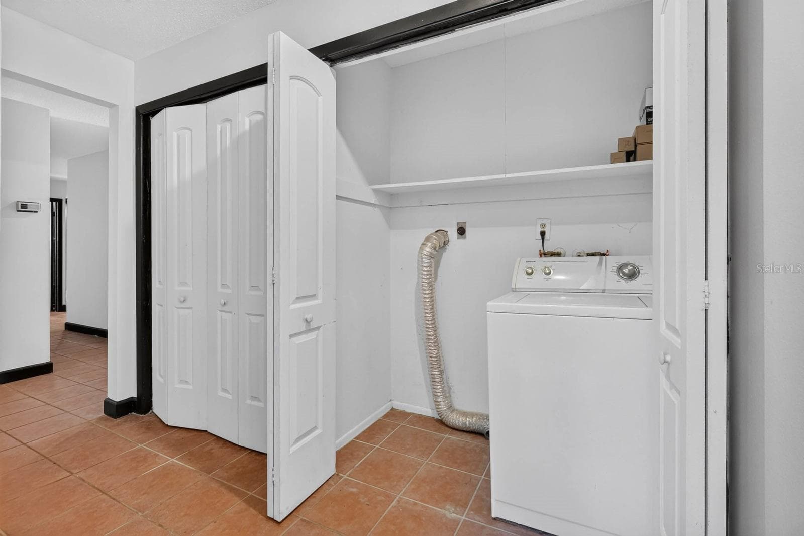 Single Family Residence at 119 BIGELOW DR, EDGEWATER, photo 19 of 28