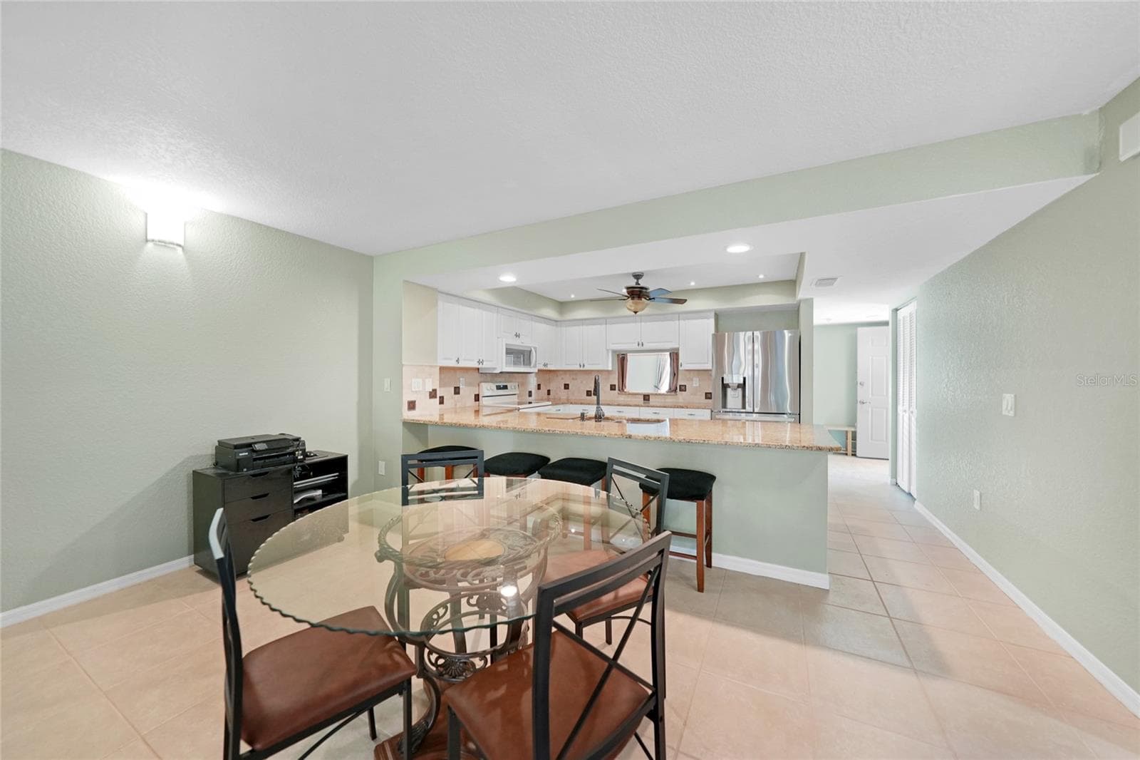 Condominium at 240 LEWIS CIR #513, PUNTA GORDA, photo 9 of 45