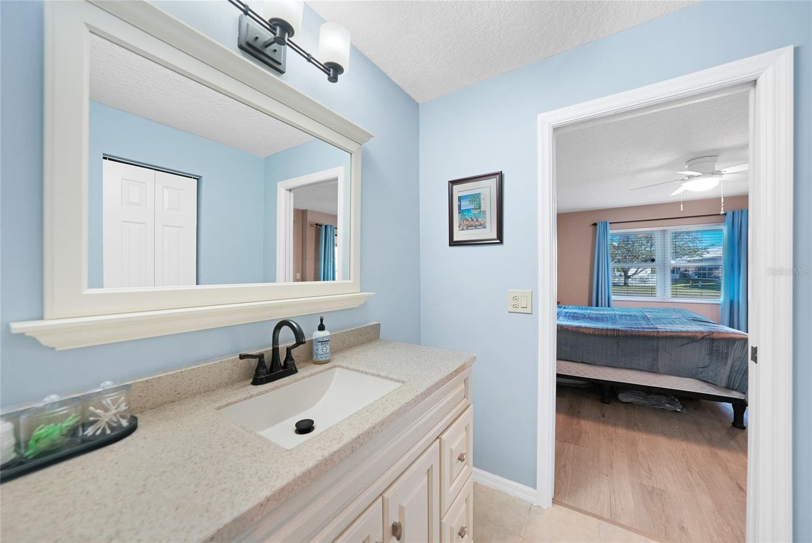 Condominium at 240 LEWIS CIR #513, PUNTA GORDA, photo 19 of 45
