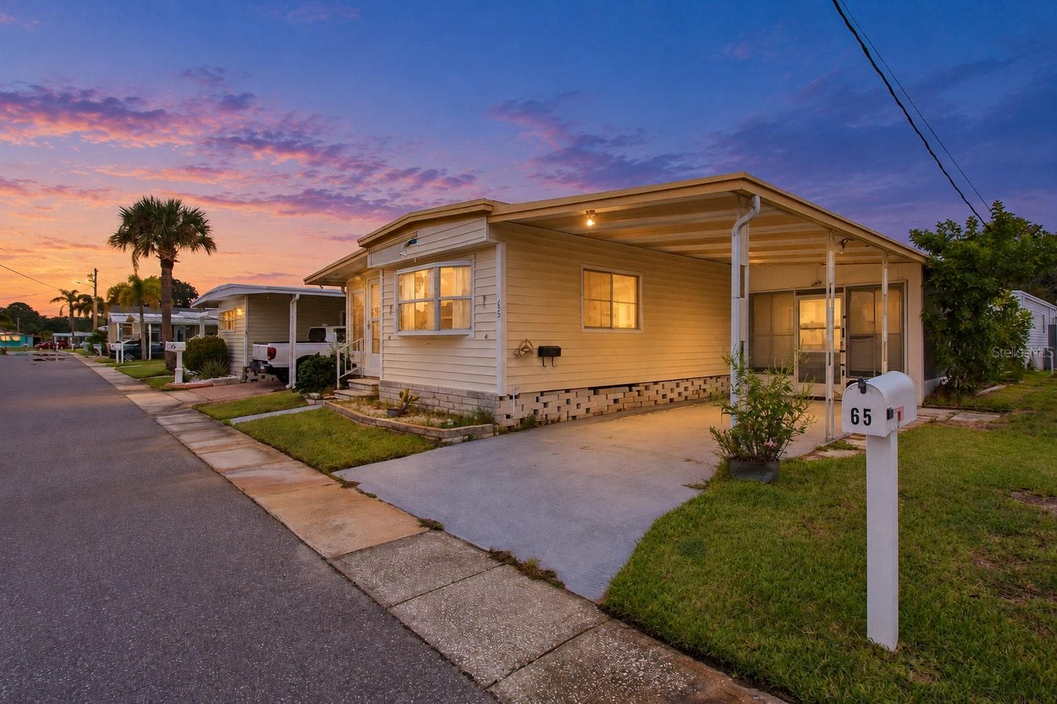 65 SCHOONER DR #65