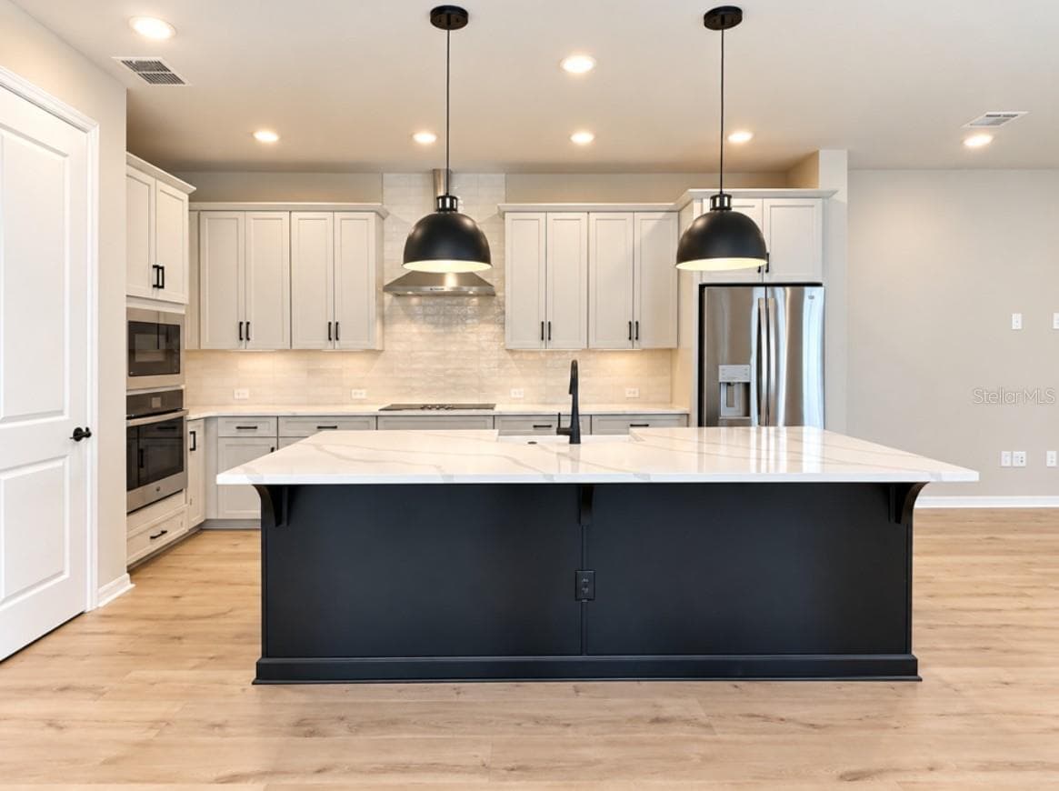 Kitchen - 15053 SIRLEAF DR, ORLANDO