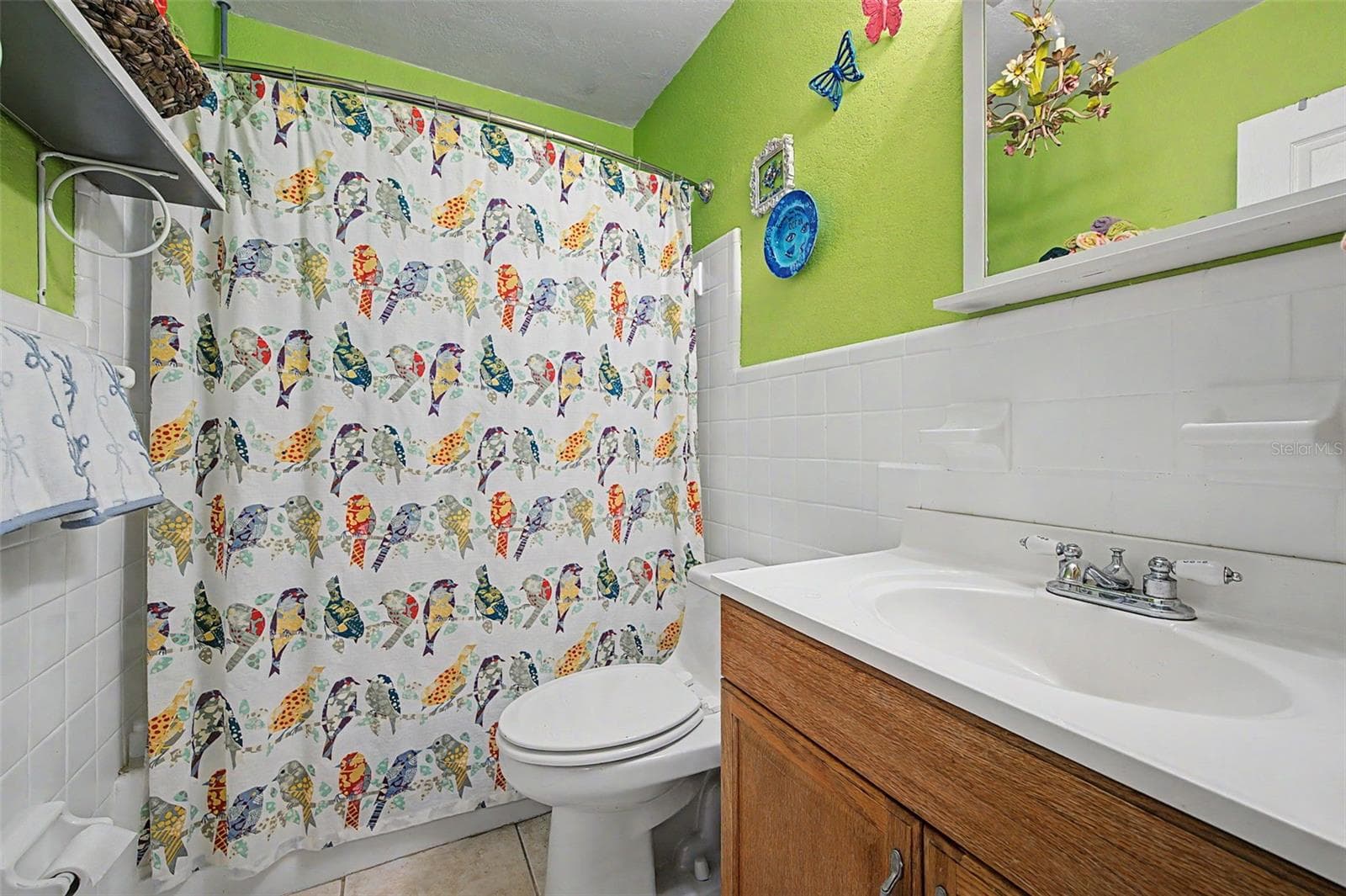 Full Bath - 1619 53RD ST S, GULFPORT
