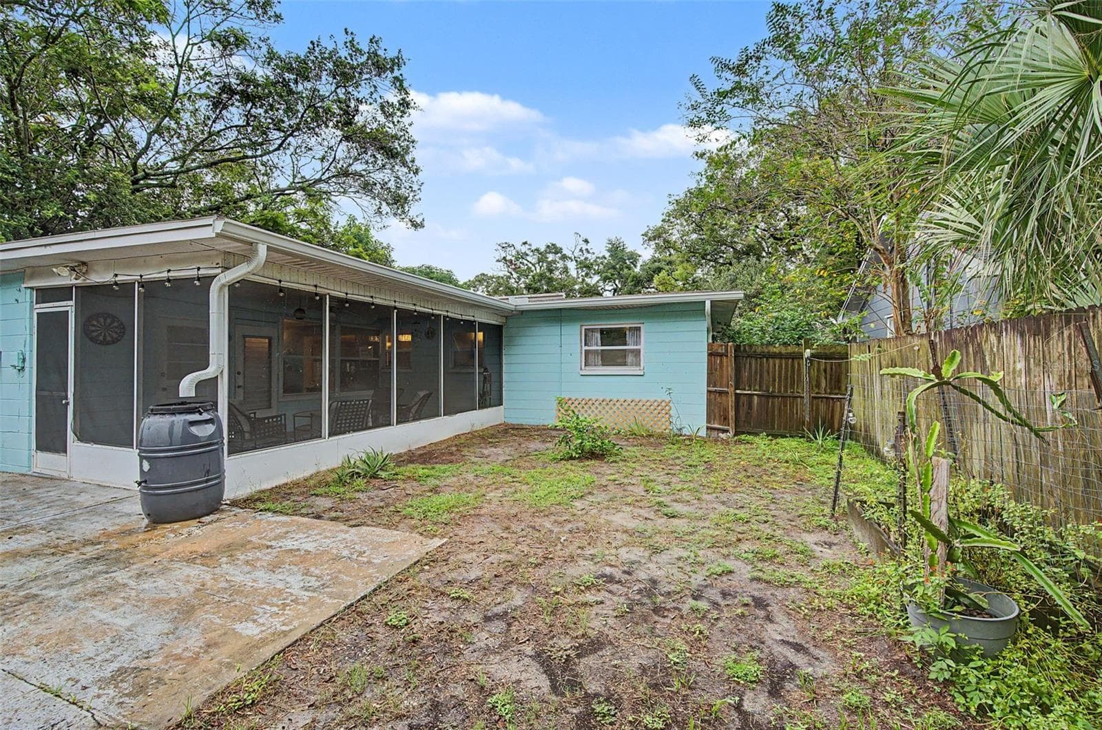 Single Family Residence at 1619 53RD ST S, GULFPORT, photo 31 of 49