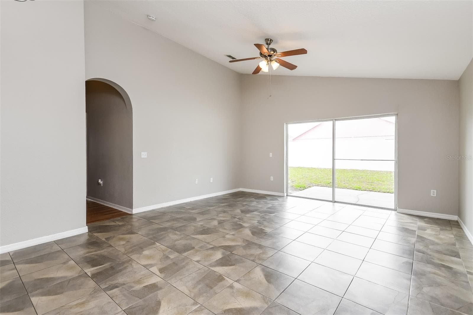 Single Family Residence at 305 WEATHERBY PL, HAINES CITY, photo 7 of 15