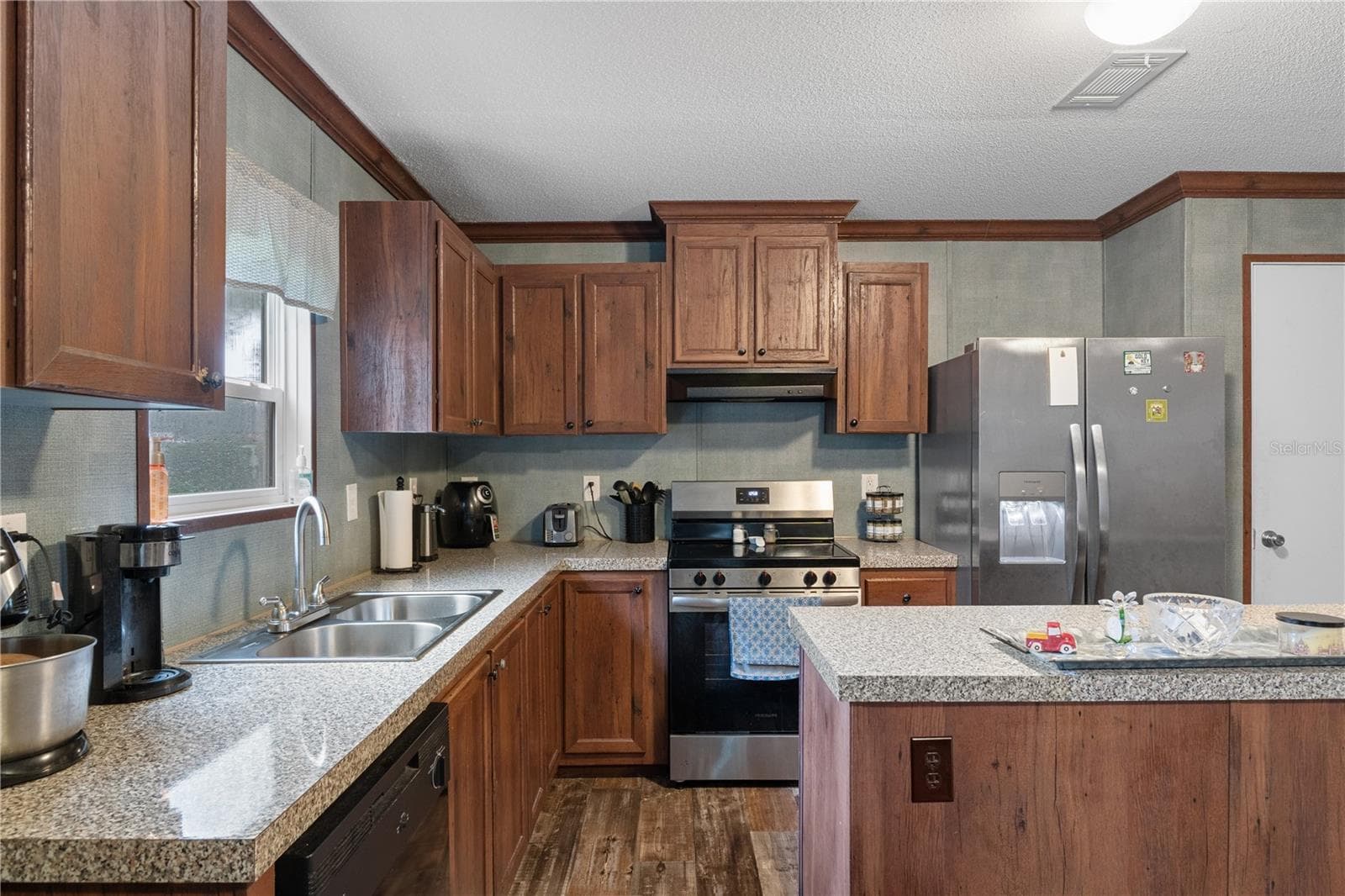 Manufactured Home at 6983 W CYRUS ST, CRYSTAL RIVER, photo 11 of 31