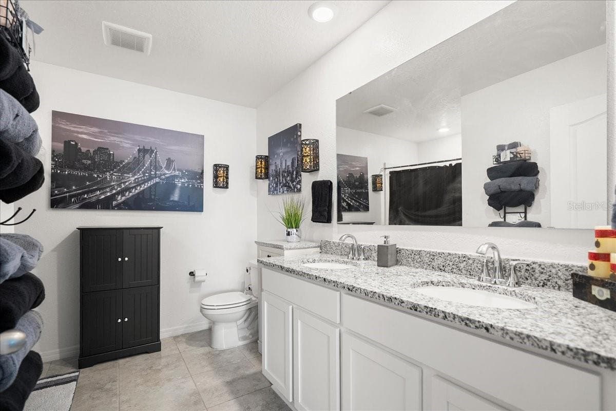 Ensuite Bathroom - 15031 SW 28TH TERRACE RD, OCALA