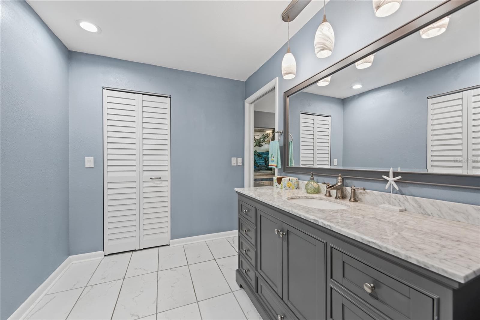 PRIMARY BATHROOM - 2194 PINNACLE CIR N, PALM HARBOR