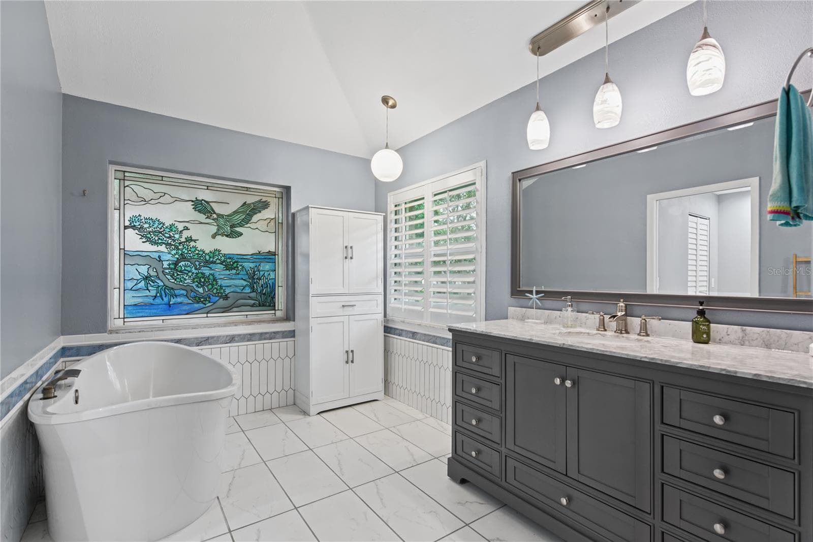 PRIMARY BATHROOM - 2194 PINNACLE CIR N, PALM HARBOR