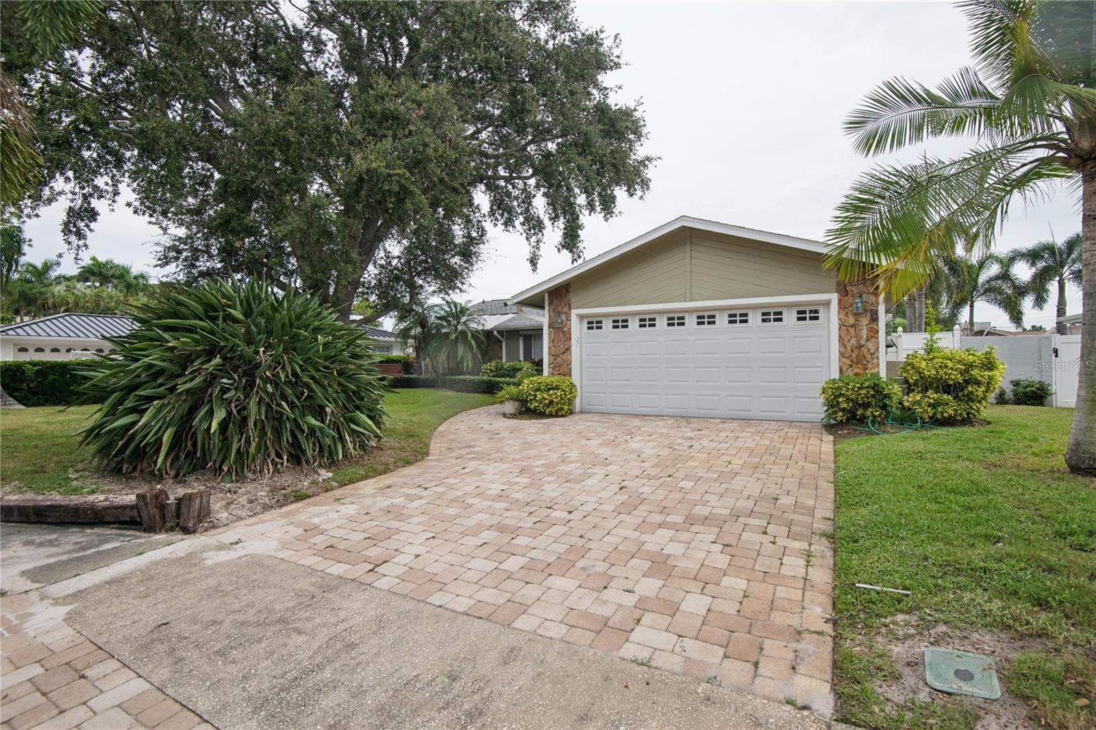 13511 RUSTIC PINES BLVD S