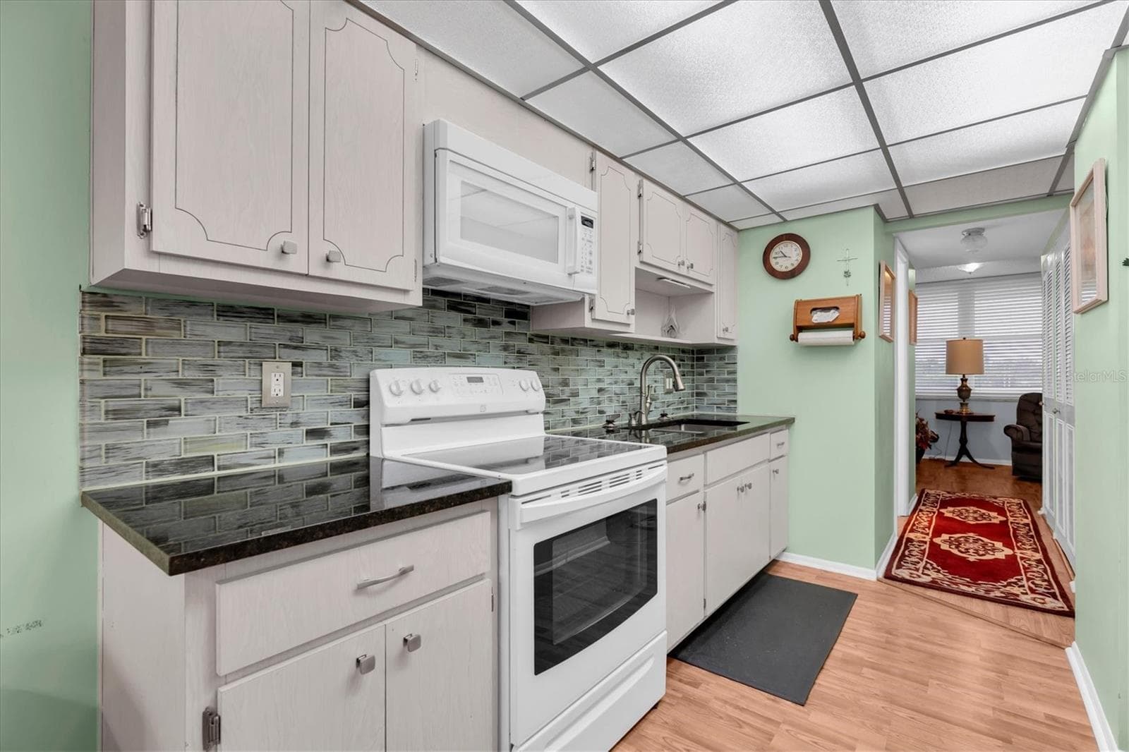 Condominium at 4715 BAY ST NE #330, ST PETERSBURG, photo 14 of 33