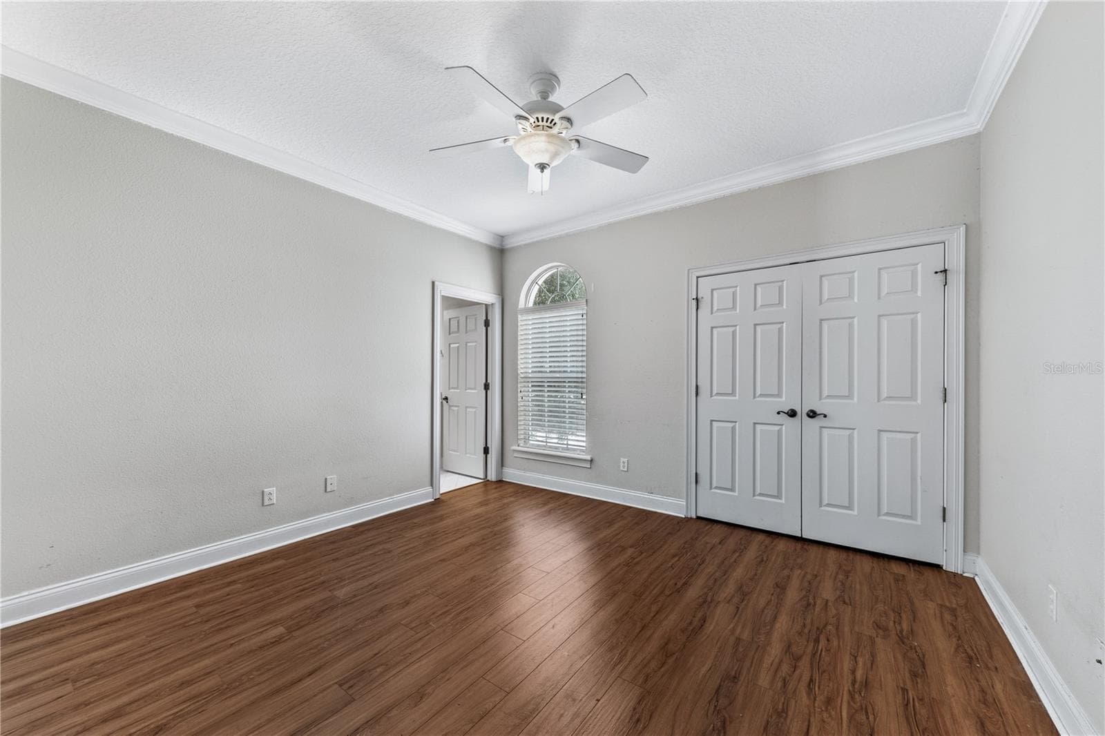 SECONDARY BEDROOM W OWN FULL BATHROOM - 755 MILLS ESTATE PL, CHULUOTA