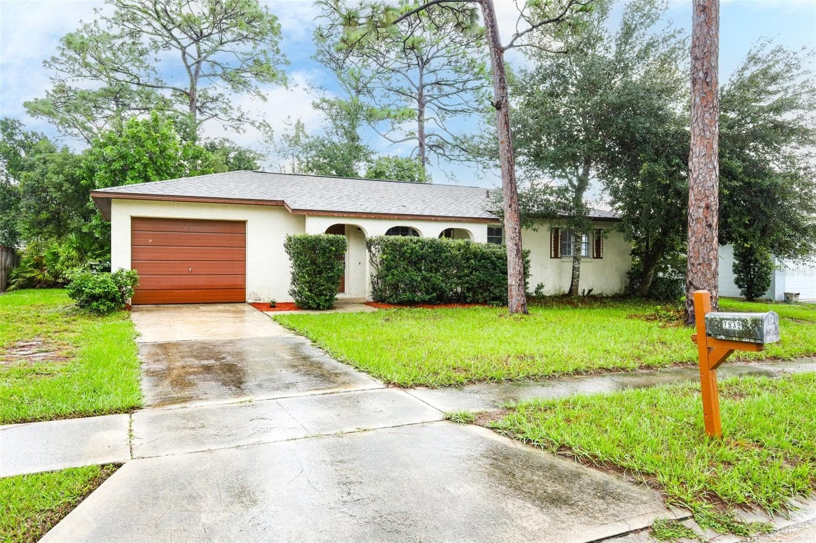 2539 DOBBIN DR