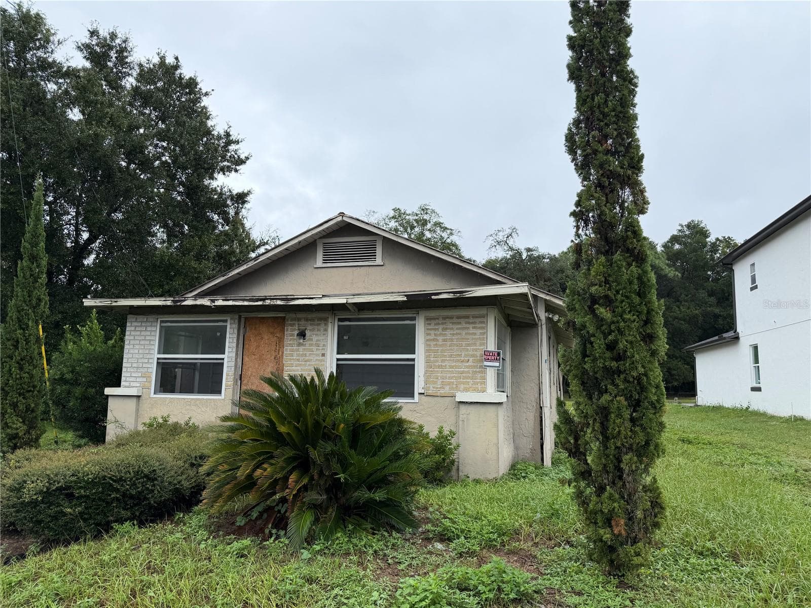 Single Family Residence at 2311 S RONALD REAGAN BLVD, ALTAMONTE SPRINGS, photo 2 of 15