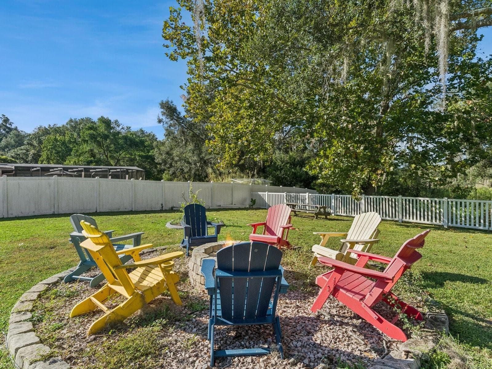 Fire pit gathering area - SPRING LAKE MANOR, FRUITLAND PARK