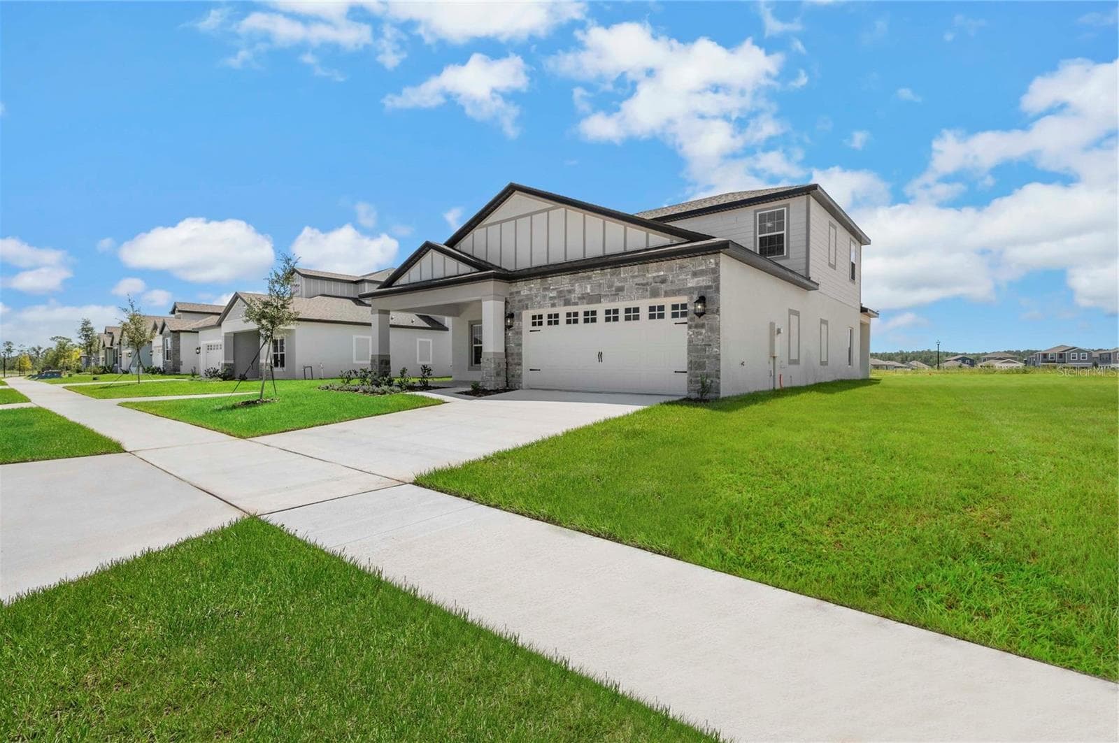 Single Family Residence at 3339 CHINOTTO DR, LAKE ALFRED, photo 3 of 35