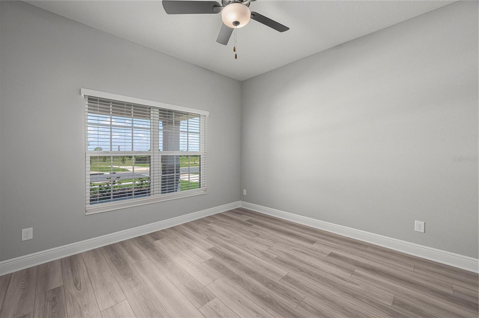 Single Family Residence at 3339 CHINOTTO DR, LAKE ALFRED, photo 6 of 35