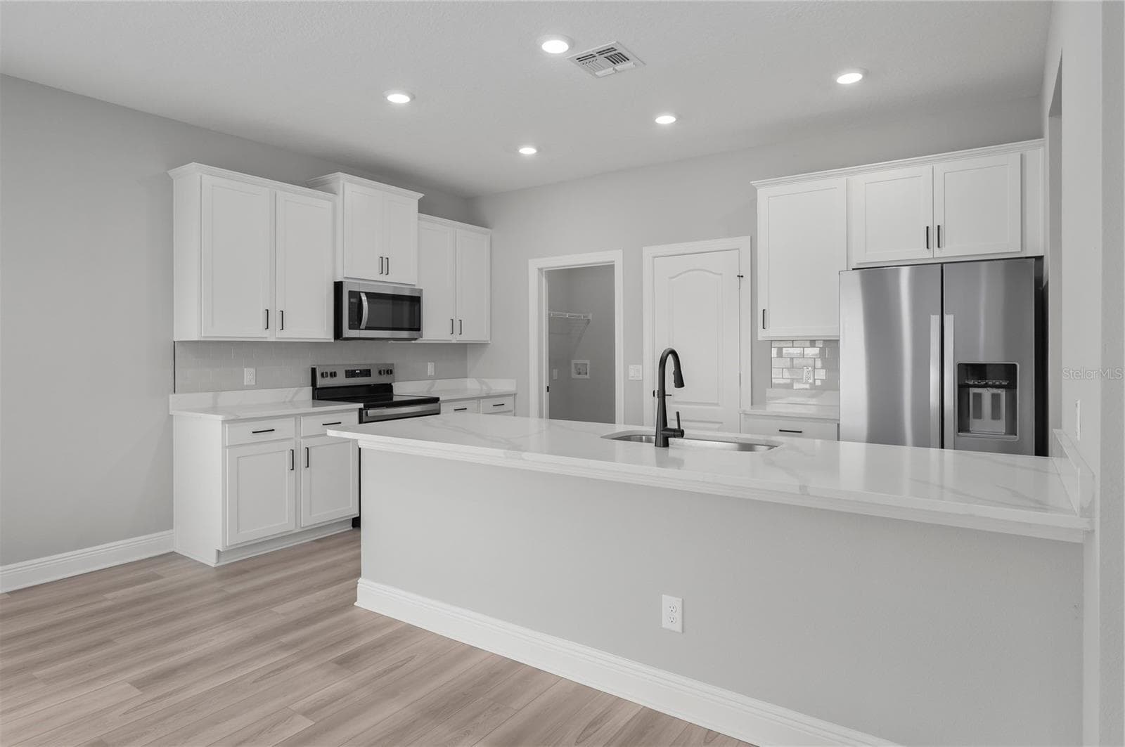 Single Family Residence at 3339 CHINOTTO DR, LAKE ALFRED, photo 12 of 35