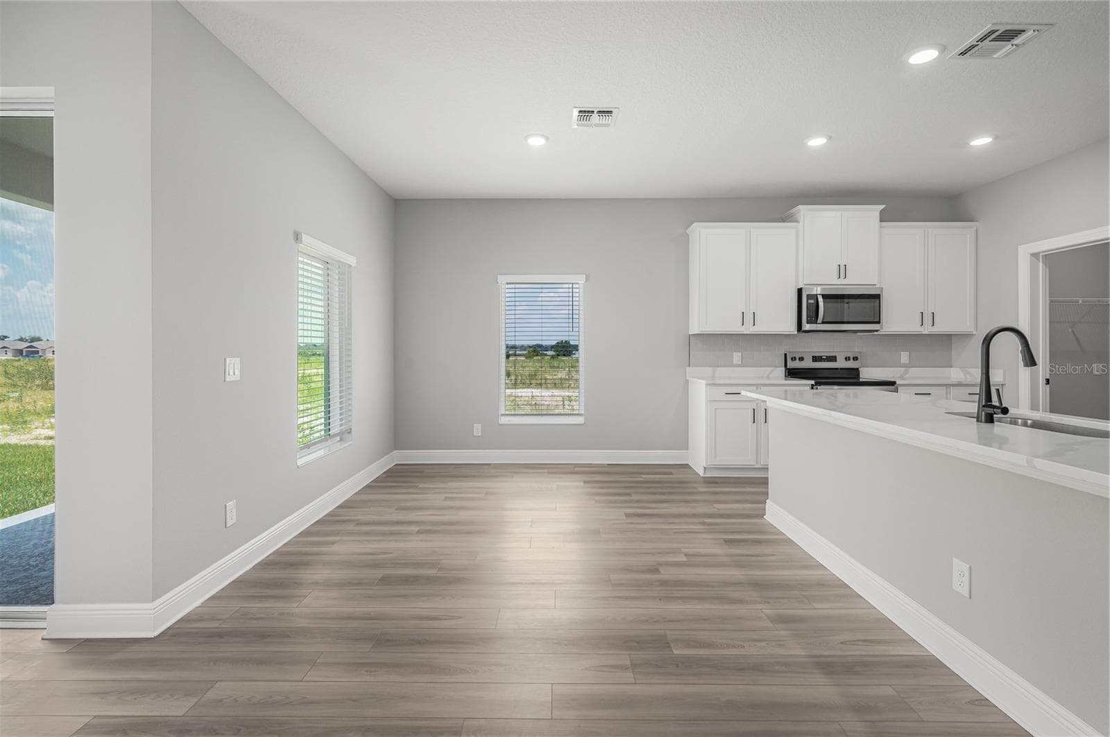 Single Family Residence at 3339 CHINOTTO DR, LAKE ALFRED, photo 13 of 35