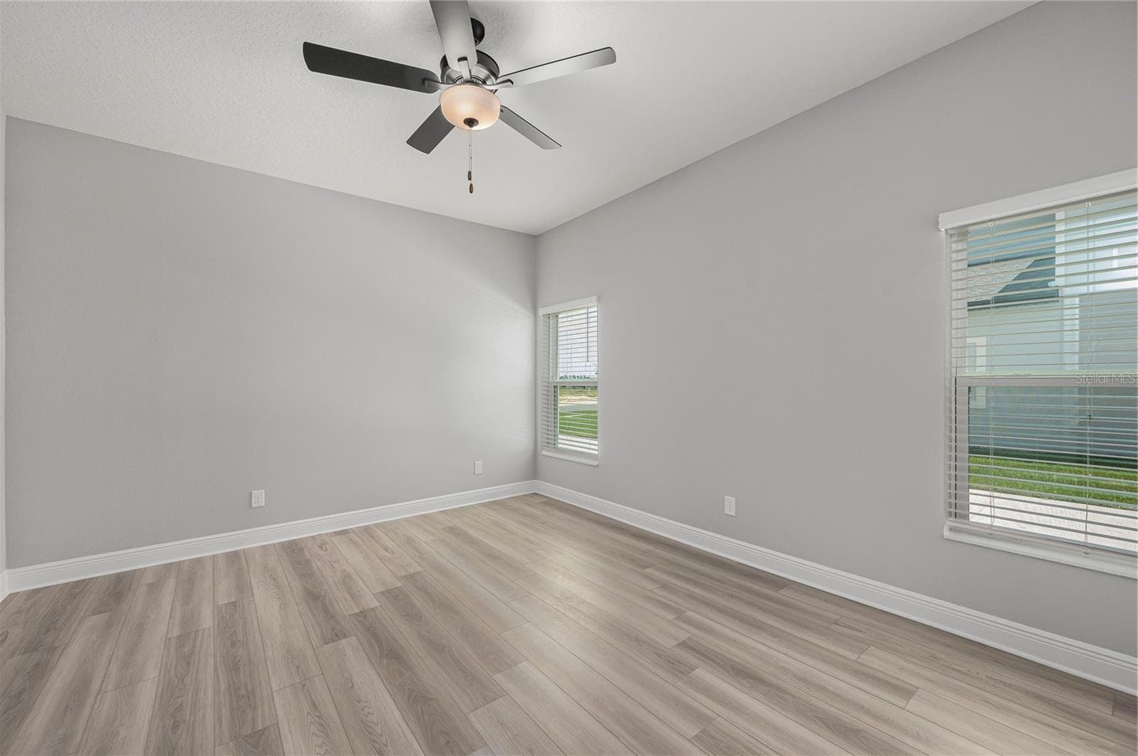 Single Family Residence at 3339 CHINOTTO DR, LAKE ALFRED, photo 16 of 35