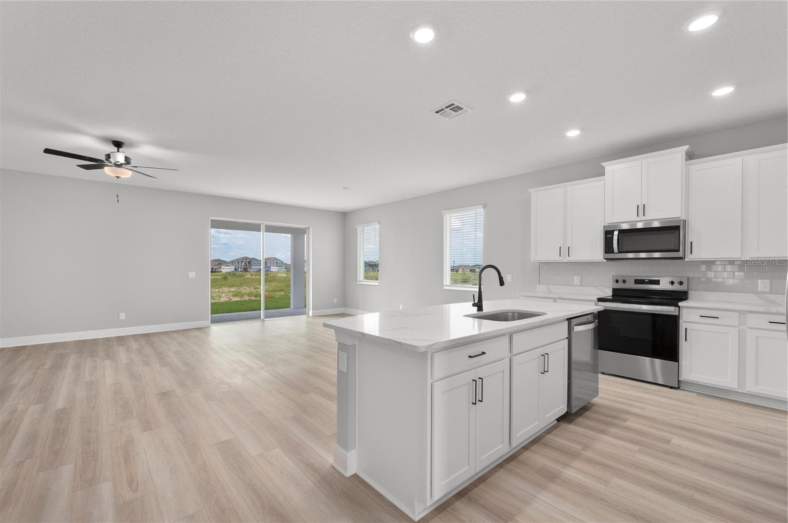 Single Family Residence at 3408 CHINOTTO DR, LAKE ALFRED, photo 14 of 26