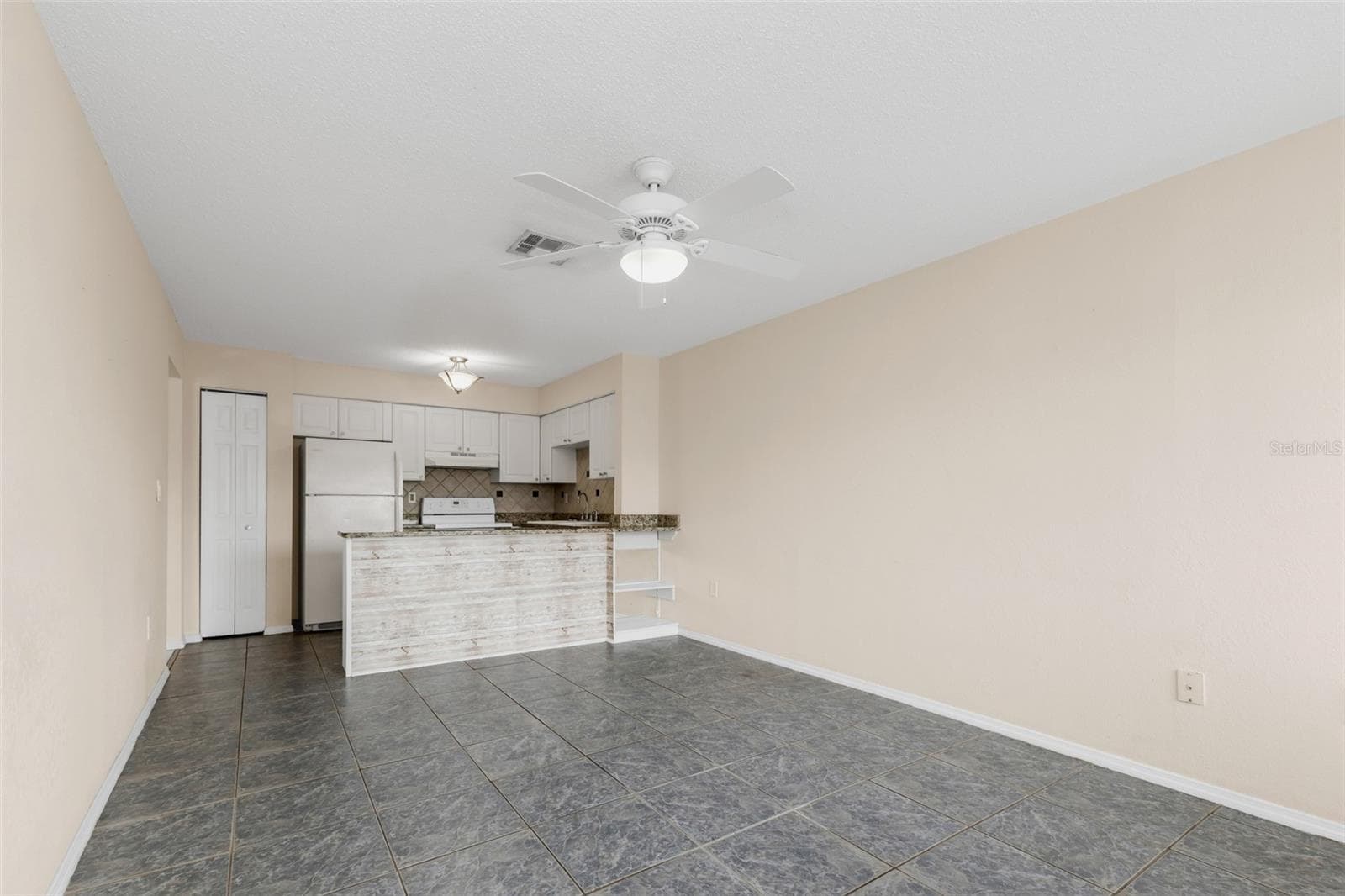 Villa at 21150 GERTRUDE AVE #F5, PORT CHARLOTTE, photo 3 of 15