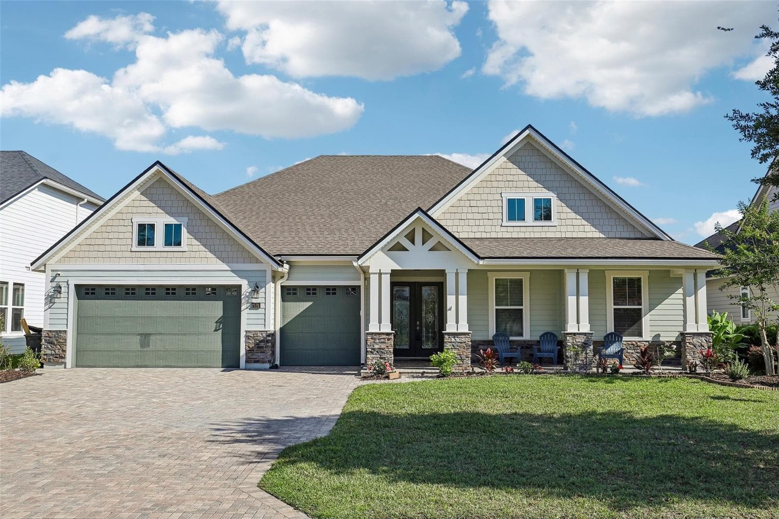 114 SE GLENNEYRE CIR