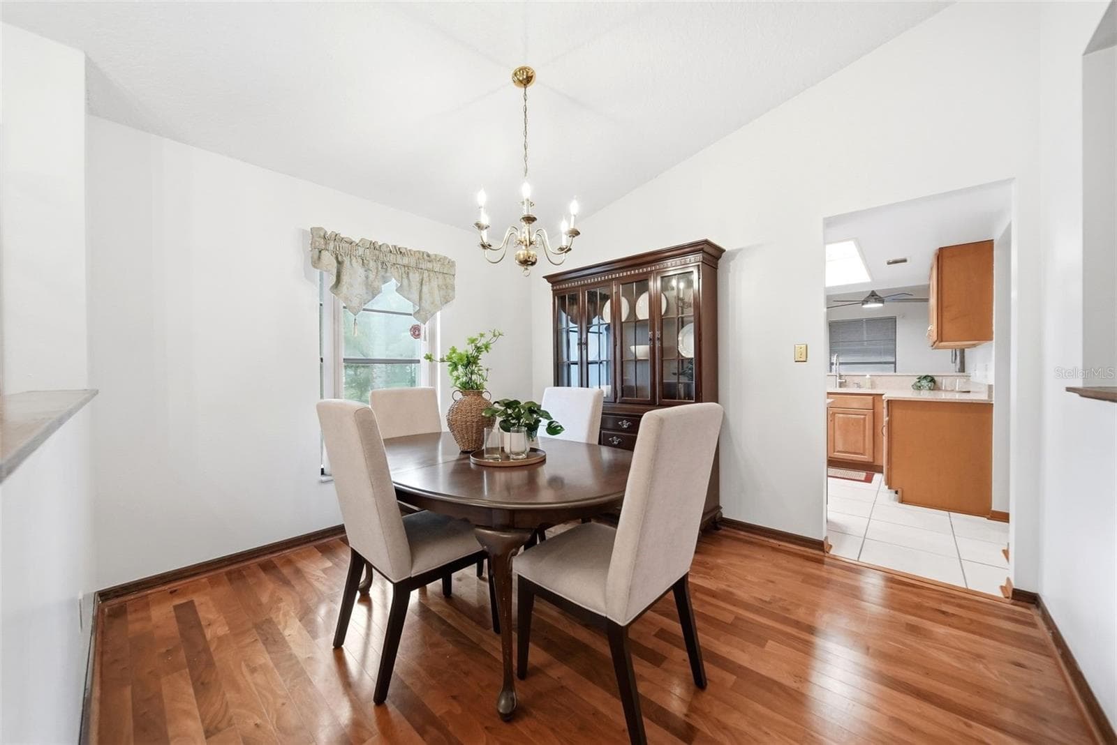 Single Family Residence at 120 BUCK CT, CASSELBERRY, photo 11 of 31