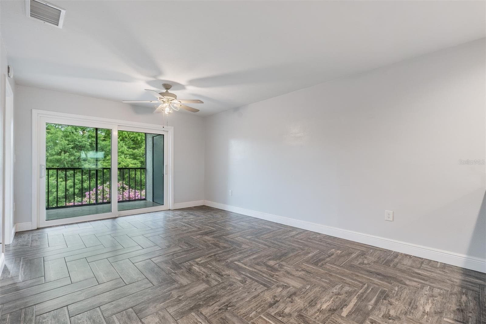 Condominium at 6125 113TH ST #514, SEMINOLE, photo 14 of 33