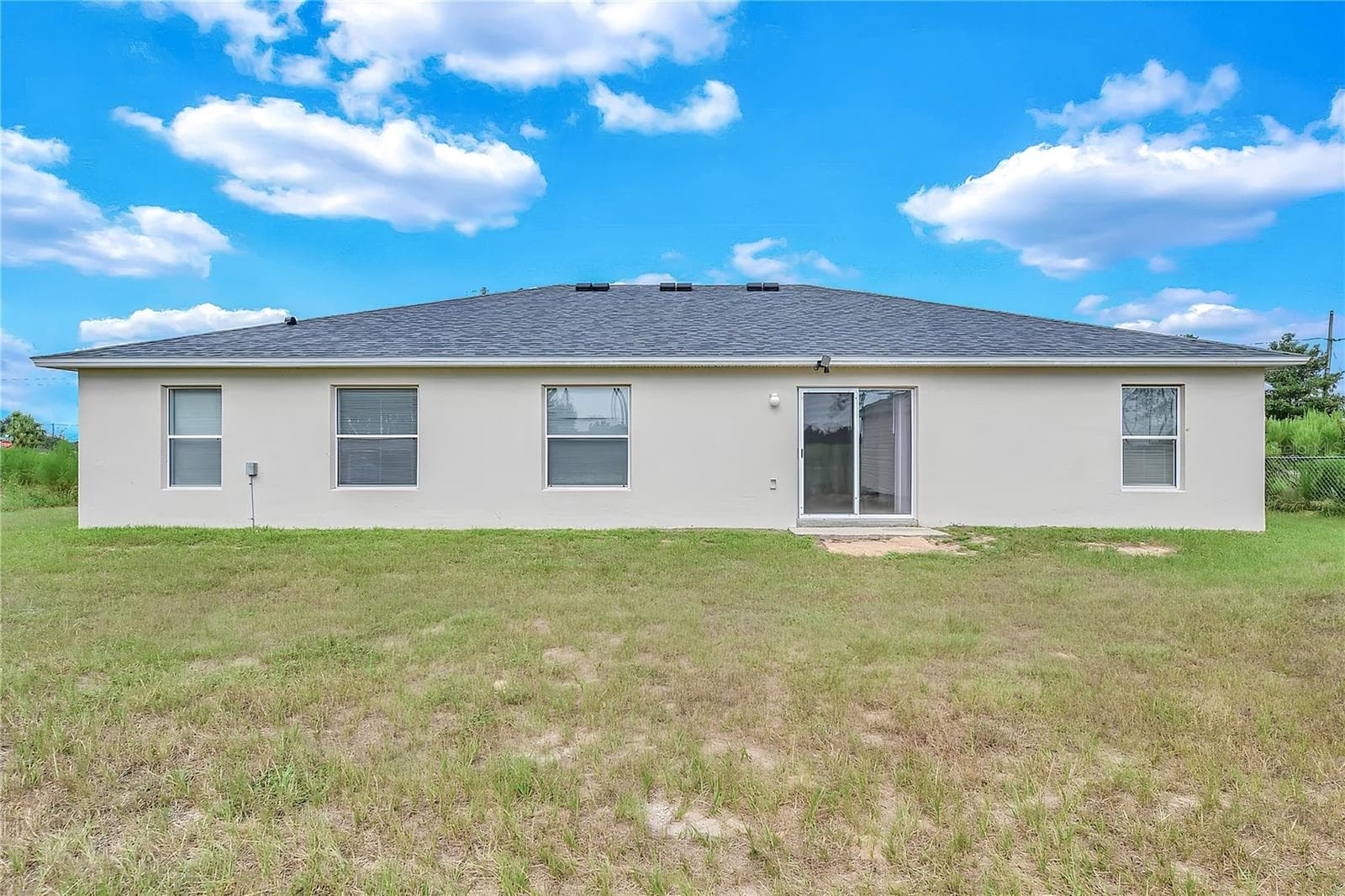 Single Family Residence at 18 JUNIPER LOOP DR, OCALA, photo 6 of 34