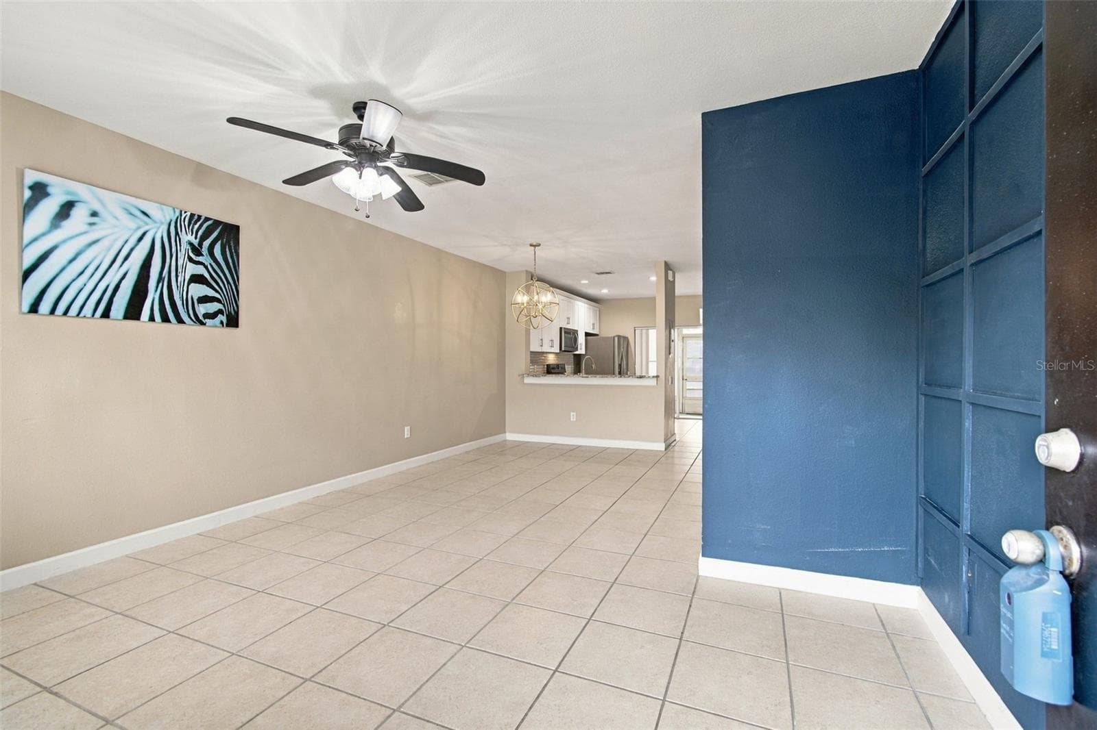 Townhouse at 12442 BERKELEY SQUARE DR, TAMPA, photo 3 of 20