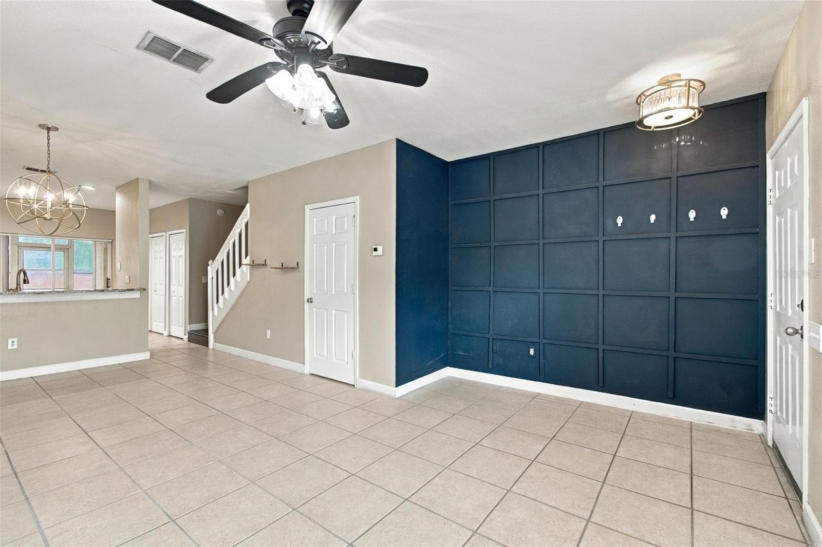 Townhouse at 12442 BERKELEY SQUARE DR, TAMPA, photo 4 of 20