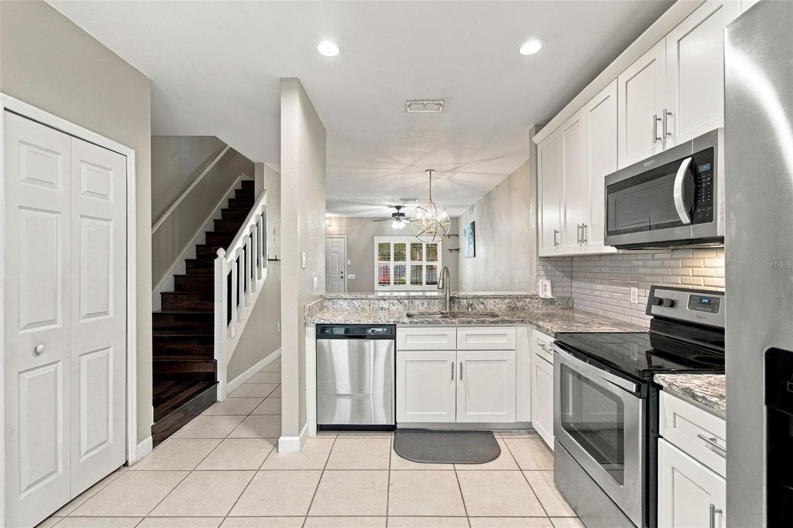 Townhouse at 12442 BERKELEY SQUARE DR, TAMPA, photo 9 of 20