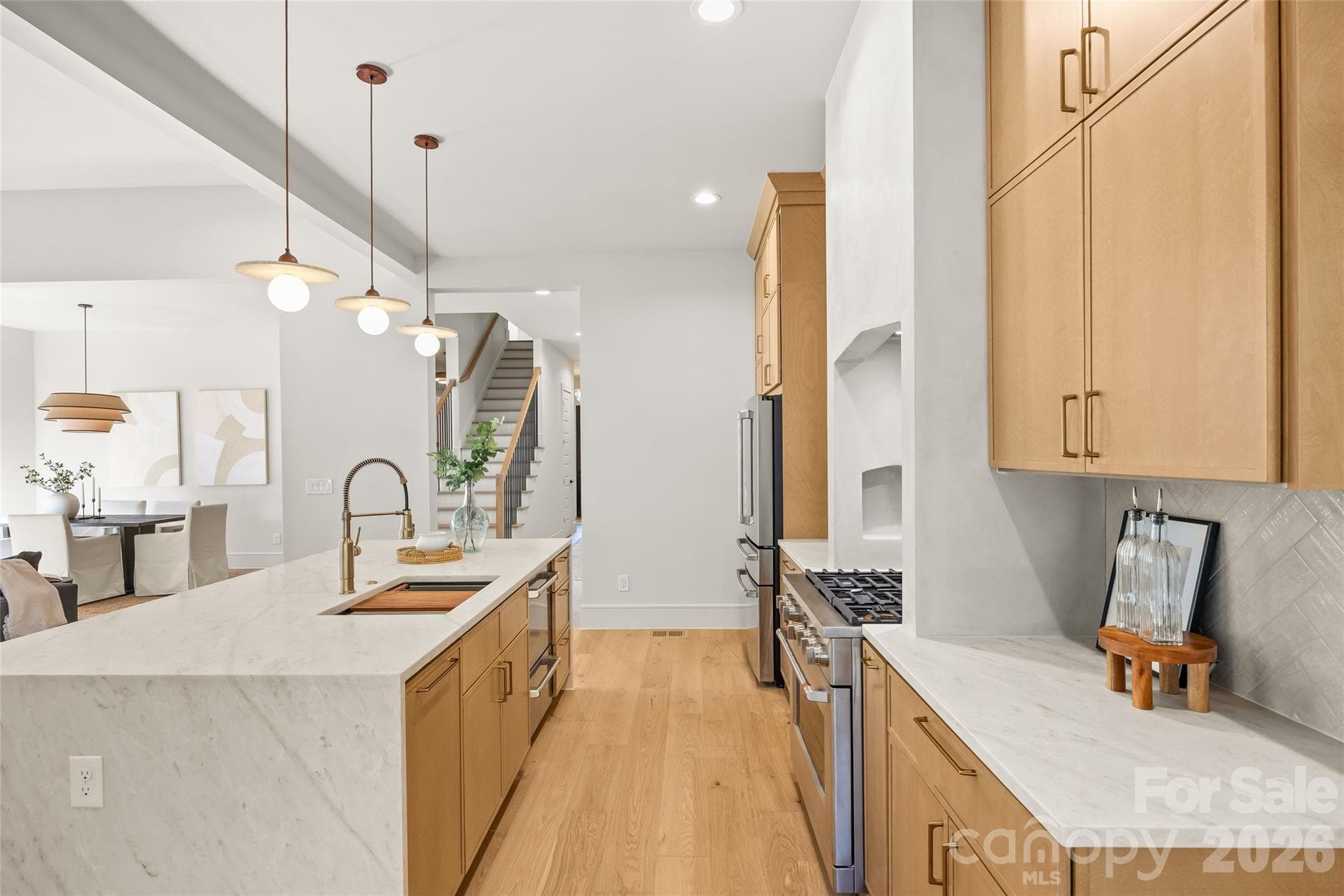 Single Family Residence at 1217 Parkwood Avenue, Charlotte, photo 11 of 48